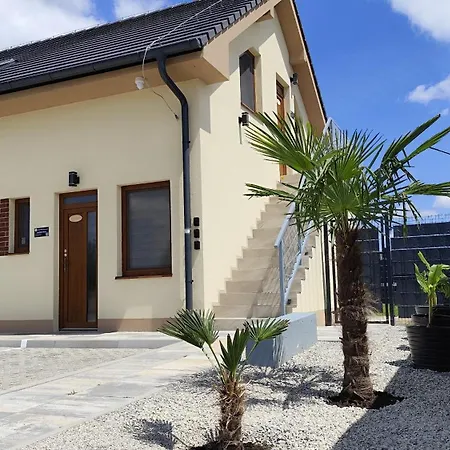 Apartamento Ahoy Relax Nesvady