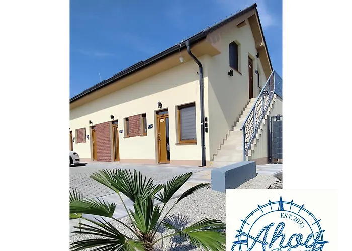 Ahoy Relax 아파트 Nesvady